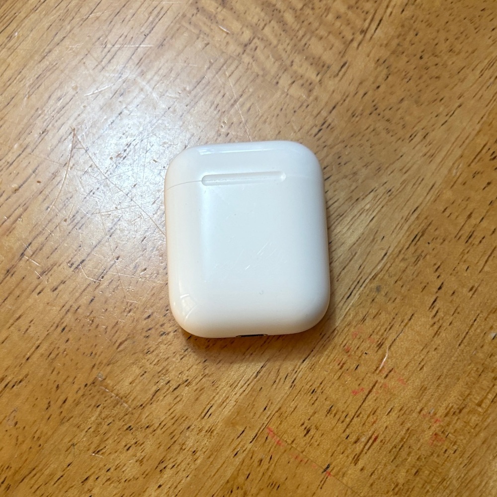 Apple White Earbud Headphones